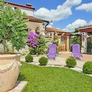  Appartamento Apartments Sara
